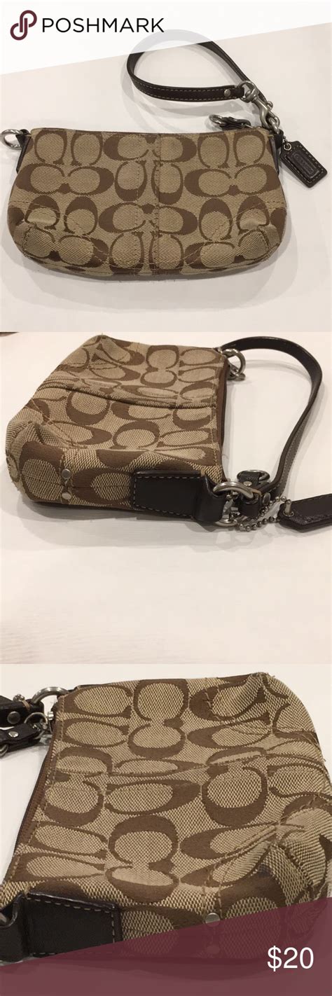 coach made in china wristlet
